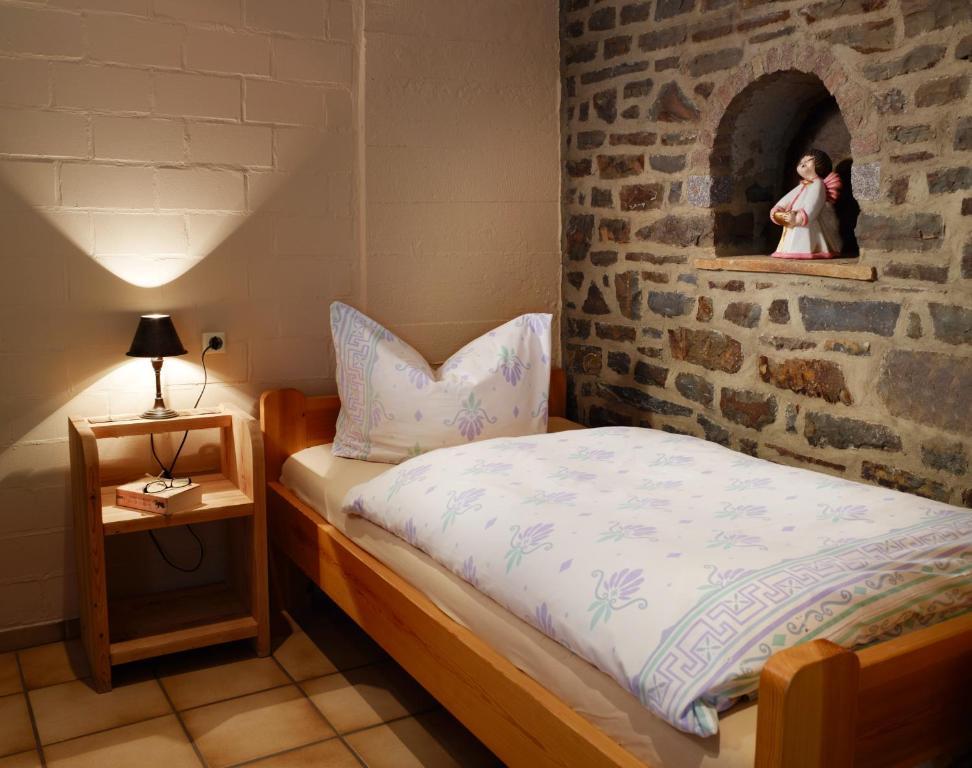 Hotel Haus Kylltal Zendscheid Bilik gambar